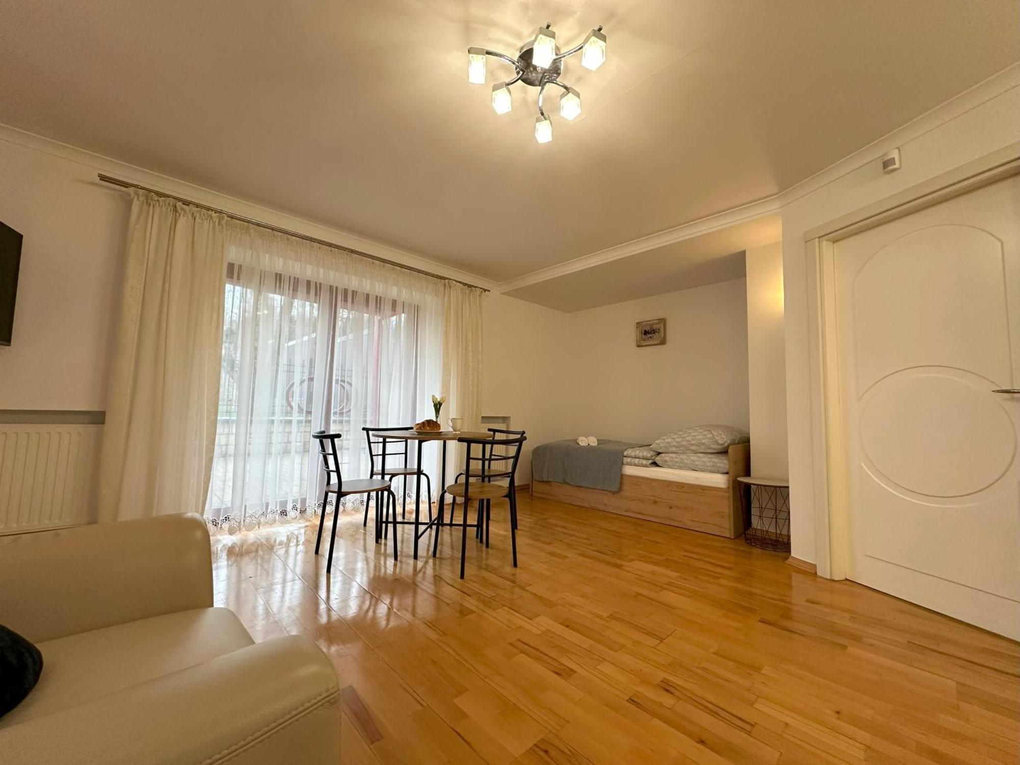 Apartamenty Pod Dzwonkiem Wadowice Exterior photo